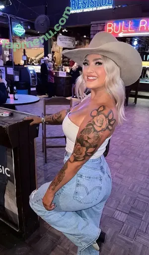 Country Girls / Boots / Cosplay / Cowgirls – Cowboy Hats / Denim / auhneesh_nicole / beckycrockerrr / oakleyyraee nude photo #0100