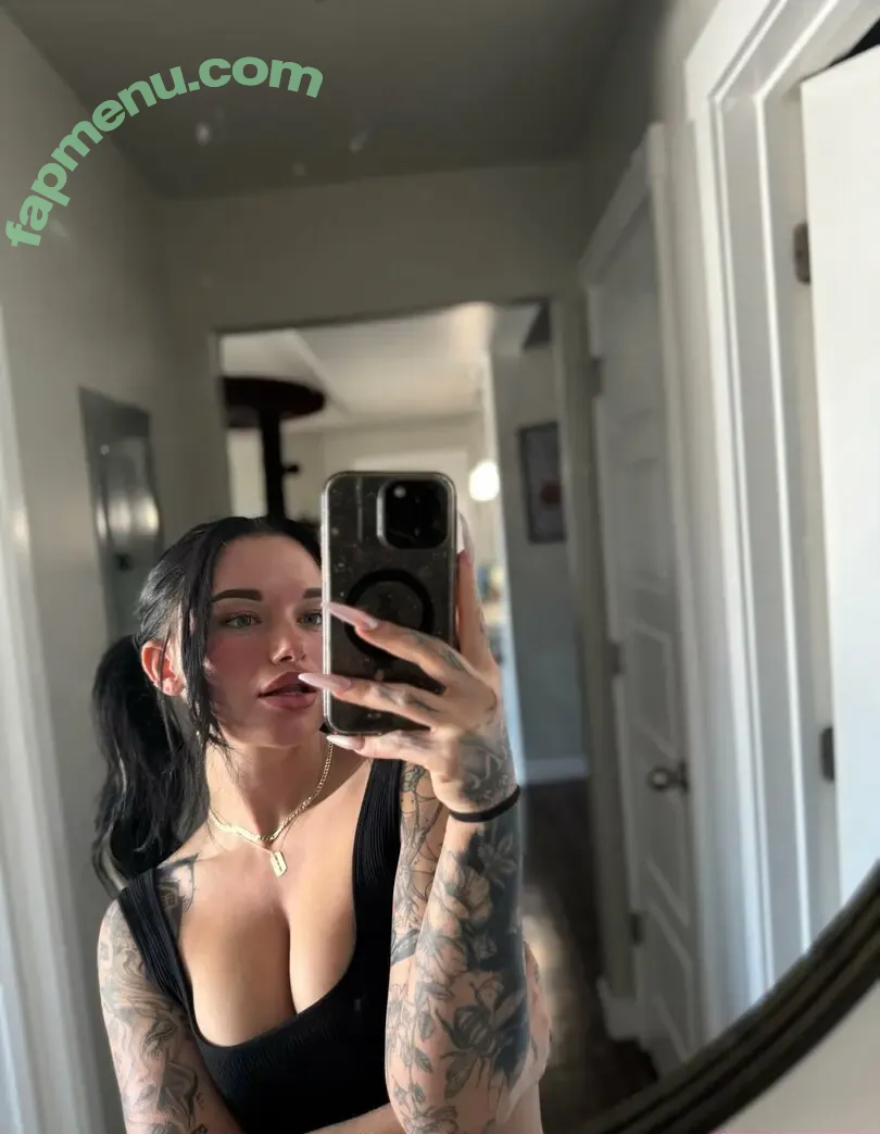 courteneyboyes nude photo #0037 (courteneyboyes)
