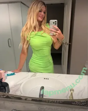 Courtney Hansen / courtney_hansen / courtneyhansen nude photo #0032