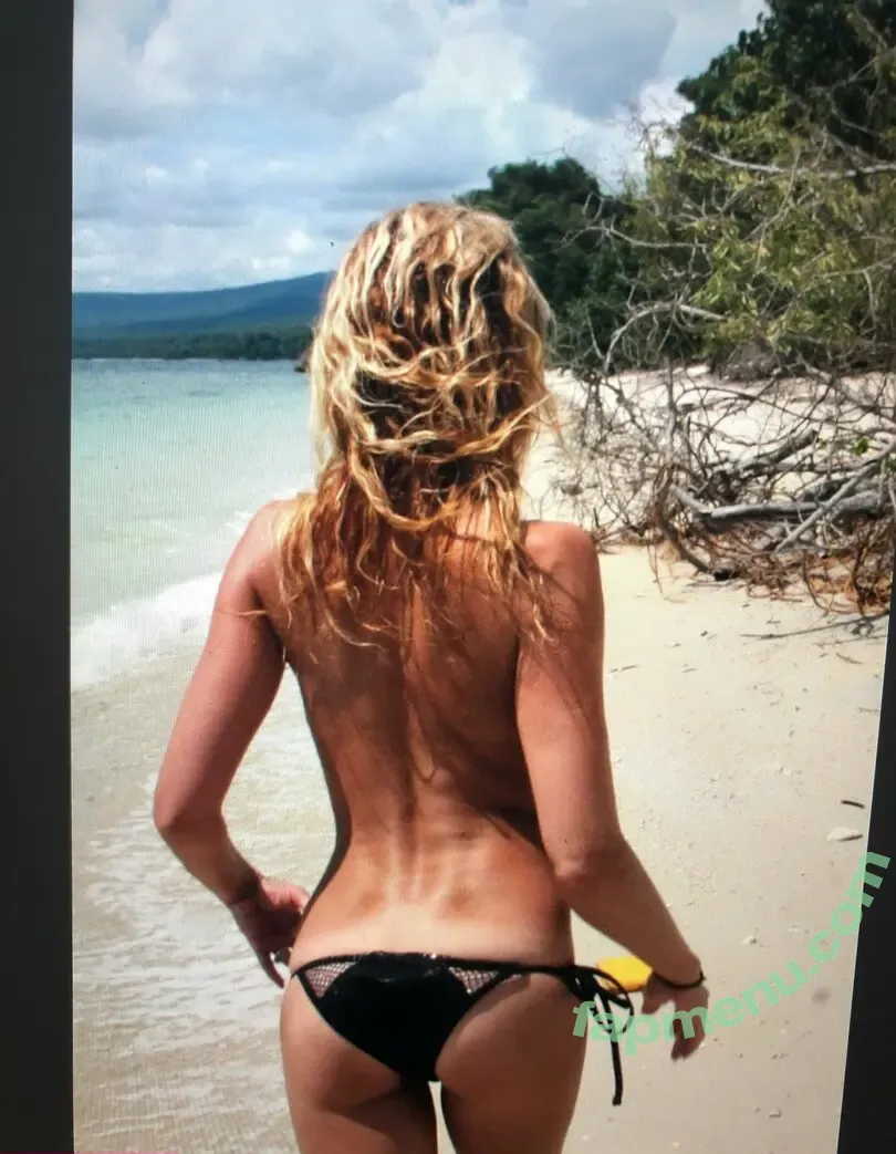 Courtney Hansen nude photo #0022 (courtney_hansen / courtneyhansen)