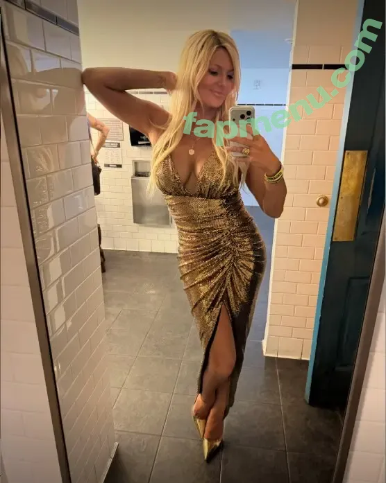 Courtney Hansen nude photo #0065 (courtney_hansen / courtneyhansen)