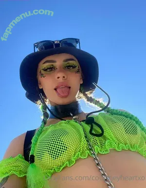 courtney.heart / cj_hart nude photo #0060