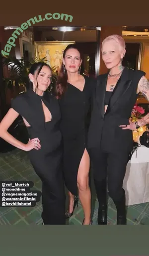 Courtney Hope / courtneylove0210 / thecourtneyhope nude photo #0440