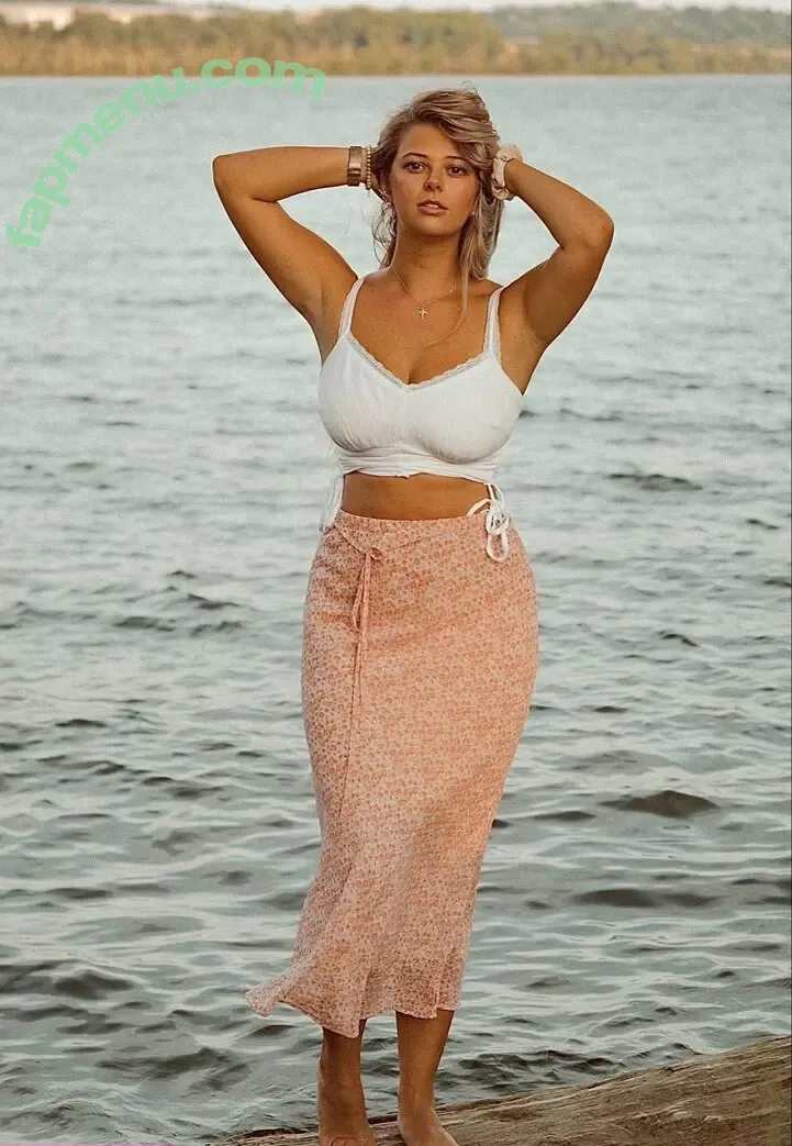 Courtney Knill nude photo #0121 (courtneyknill / courtneyknillusa)