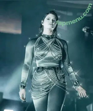 Courtney LaPlante / Spiritbox Singer / courtneylaplante nude photo #0477