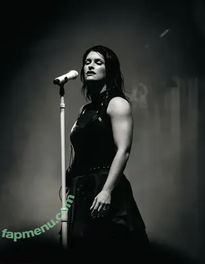 Courtney LaPlante / Spiritbox Singer / courtneylaplante nude photo #0491