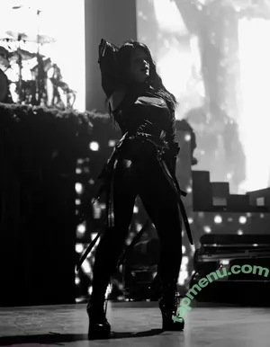 Courtney LaPlante / Spiritbox Singer / courtneylaplante nude photo #0495