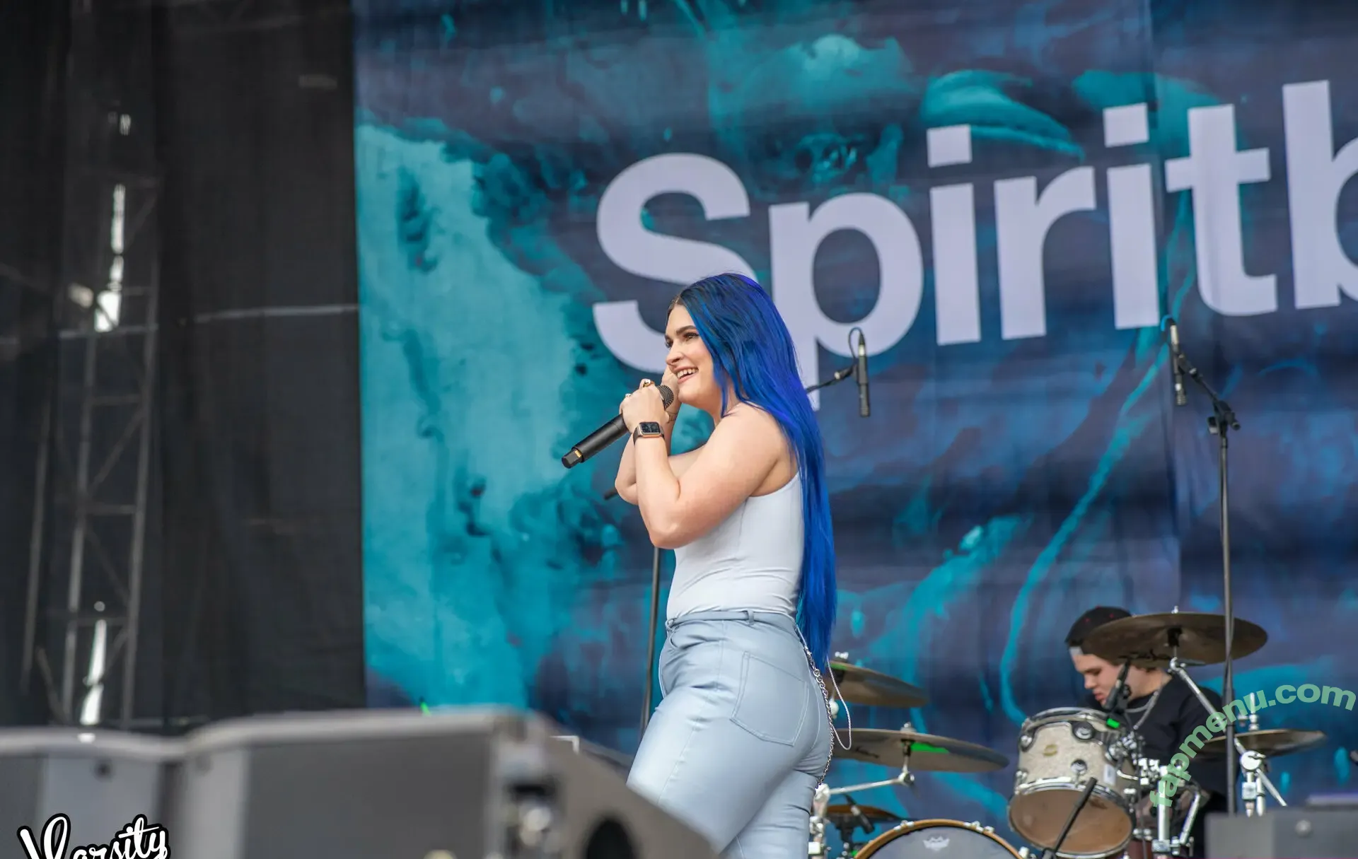 Courtney LaPlante nude photo #0050 (Spiritbox Singer / courtneylaplante)