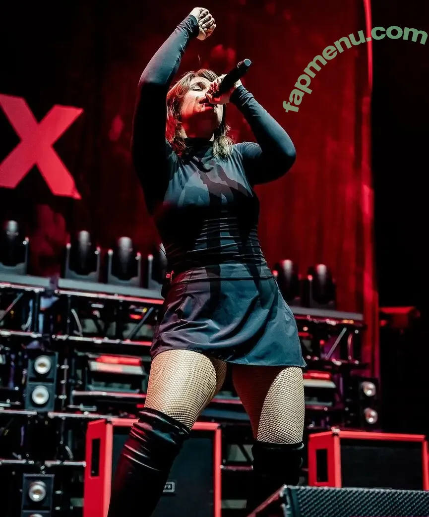 Courtney LaPlante nude photo #0138 (Spiritbox Singer / courtneylaplante)