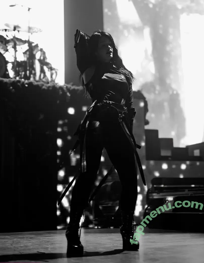 Courtney LaPlante nude photo #0495 (Spiritbox Singer / courtneylaplante)