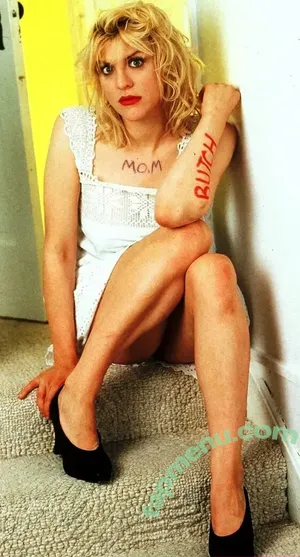 Courtney Love / courtney / courtneylove nude photo #0091