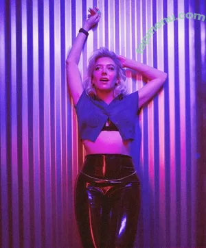 Courtney Miller / co_mill / courtney.miller / typicalvlogs nude photo #0060