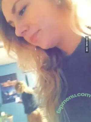 Courtney Miller / co_mill / courtney.miller / typicalvlogs nude photo #0094