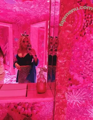 Courtney Miller / co_mill / courtney.miller / typicalvlogs nude photo #0100