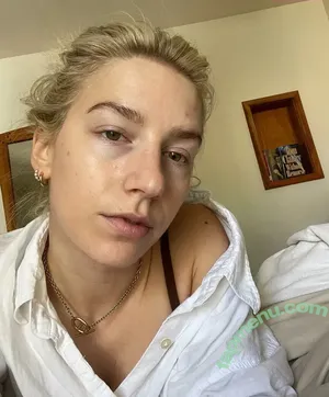 Courtney Miller / co_mill / courtney.miller / typicalvlogs nude photo #0291