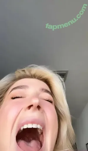 Courtney Miller / co_mill / courtney.miller / typicalvlogs nude photo #0380