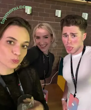 Courtney Miller / co_mill / courtney.miller / typicalvlogs nude photo #0436