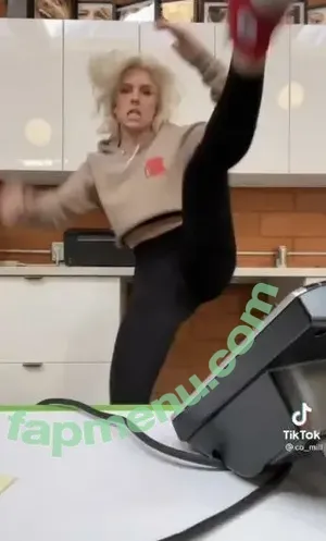 Courtney Miller / co_mill / courtney.miller / typicalvlogs nude photo #0536