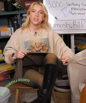 Courtney Miller / co_mill / courtney.miller / typicalvlogs nude photo #0562