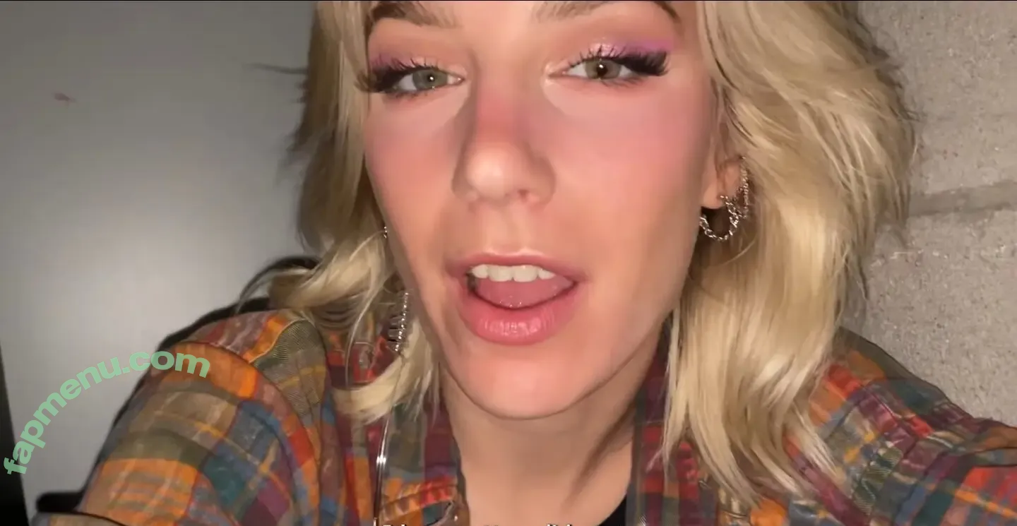 Courtney Miller nude photo #0035 (co_mill / courtney.miller / typicalvlogs)