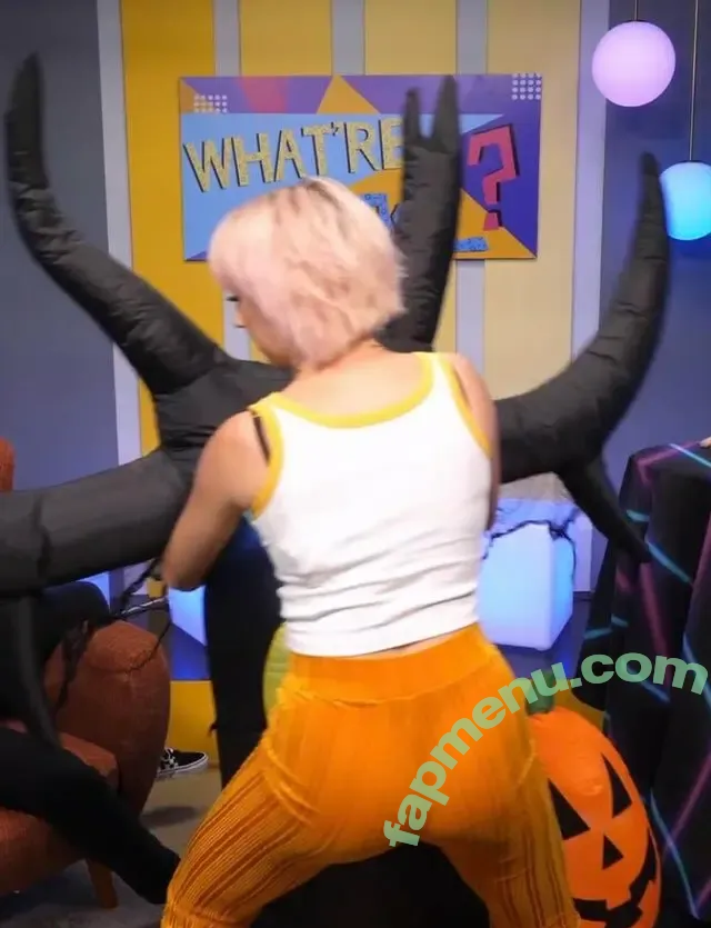 Courtney Miller nude photo #0055 (co_mill / courtney.miller / typicalvlogs)