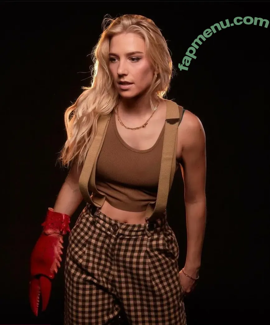 Courtney Miller nude photo #0121 (co_mill / courtney.miller / typicalvlogs)