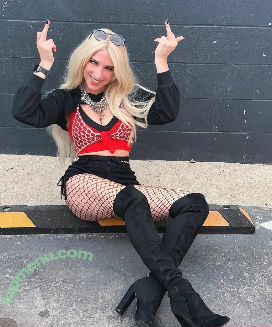 Courtney Miller nude photo #0179 (co_mill / courtney.miller / typicalvlogs)