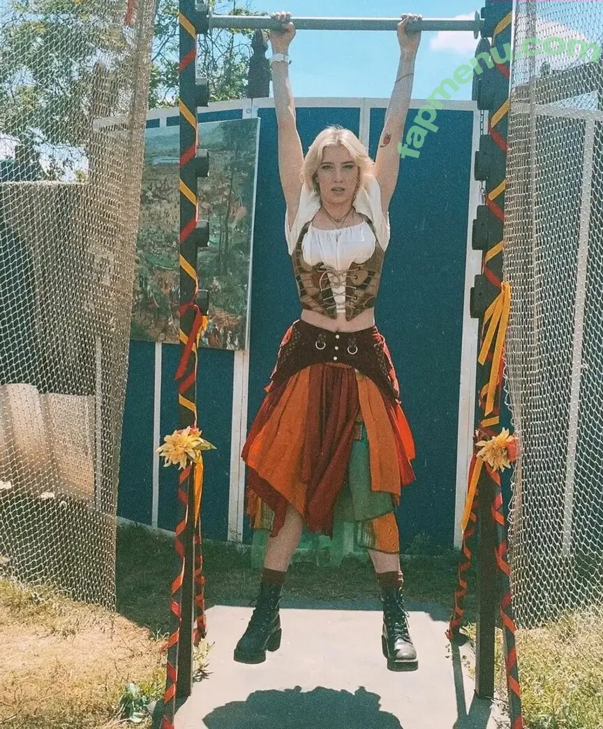 Courtney Miller nude photo #0226 (co_mill / courtney.miller / typicalvlogs)