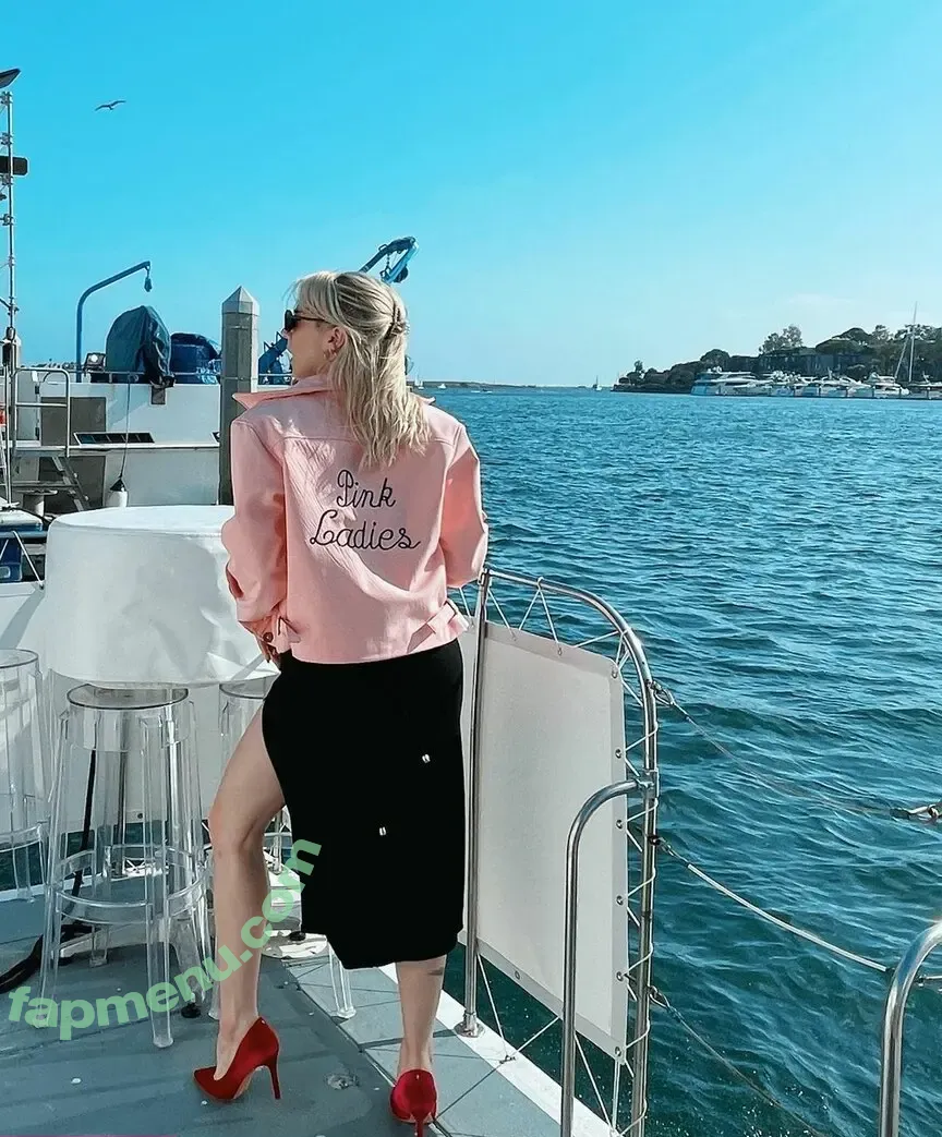 Courtney Miller nude photo #0247 (co_mill / courtney.miller / typicalvlogs)