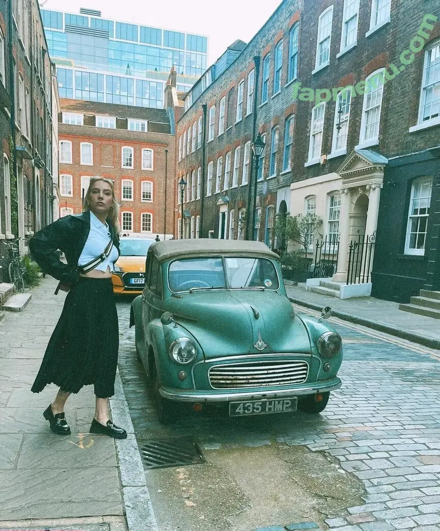 Courtney Miller nude photo #0255 (co_mill / courtney.miller / typicalvlogs)