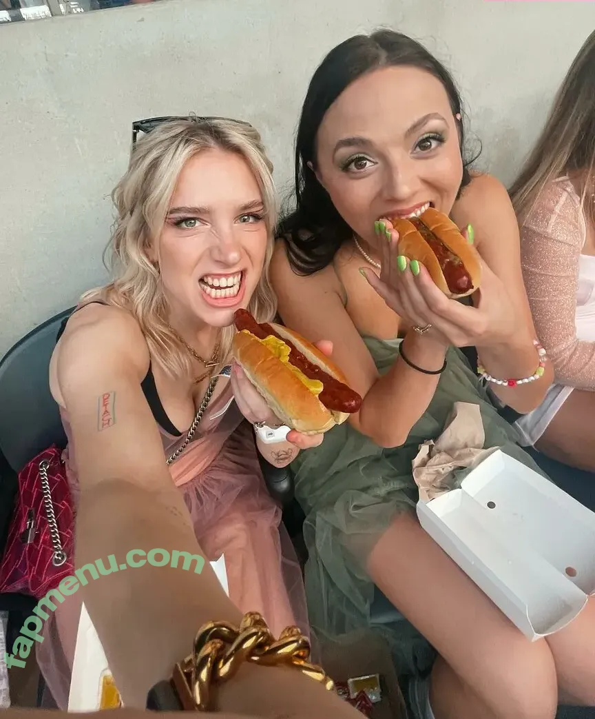 Courtney Miller nude photo #0273 (co_mill / courtney.miller / typicalvlogs)