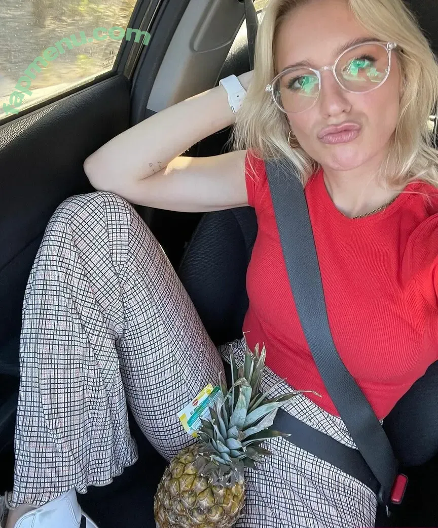 Courtney Miller nude photo #0286 (co_mill / courtney.miller / typicalvlogs)