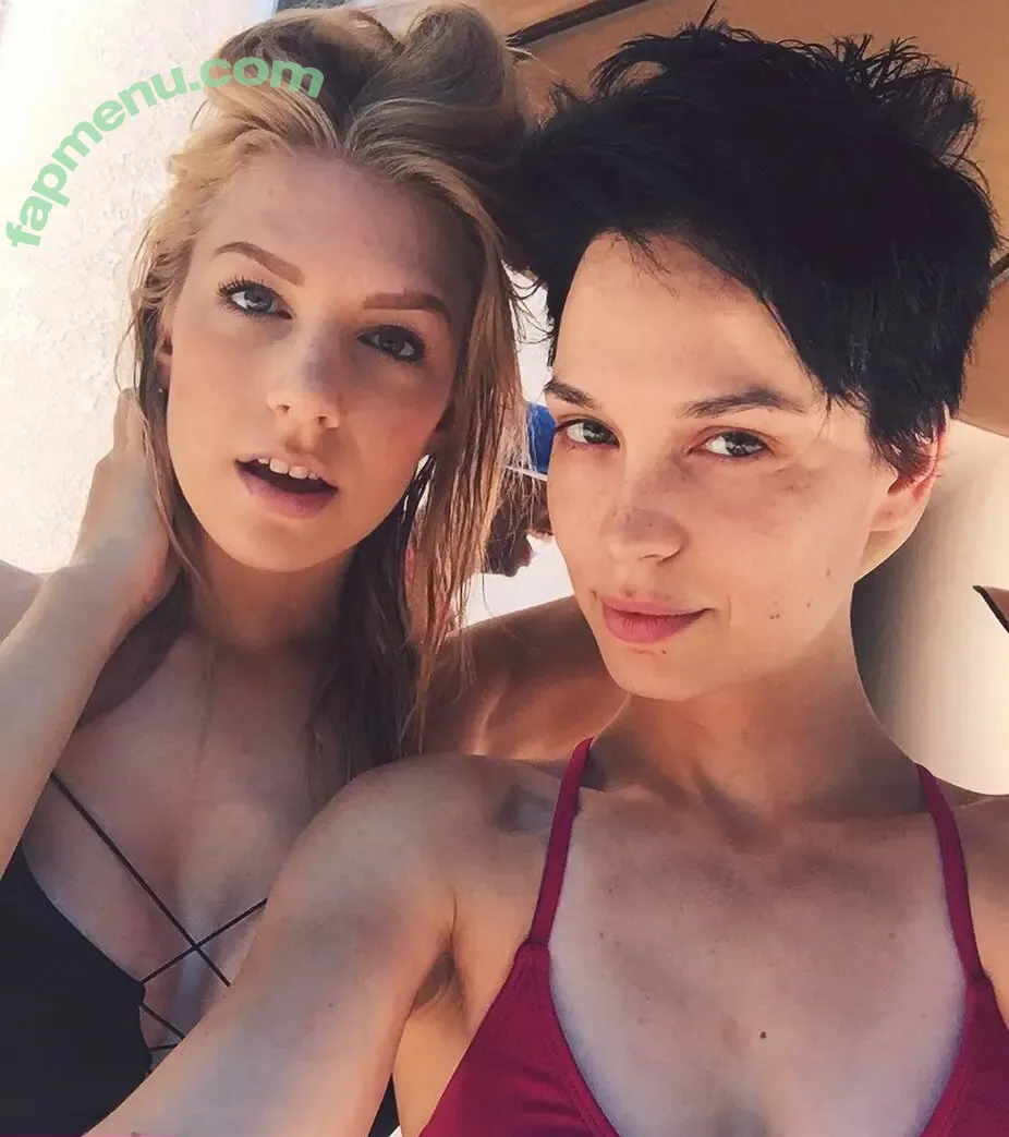 Courtney Miller nude photo #0331 (co_mill / courtney.miller / typicalvlogs)