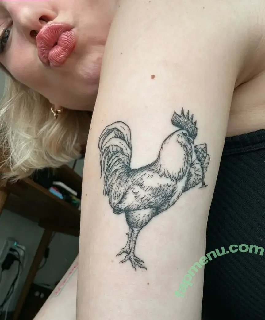 Courtney Miller nude photo #0383 (co_mill / courtney.miller / typicalvlogs)