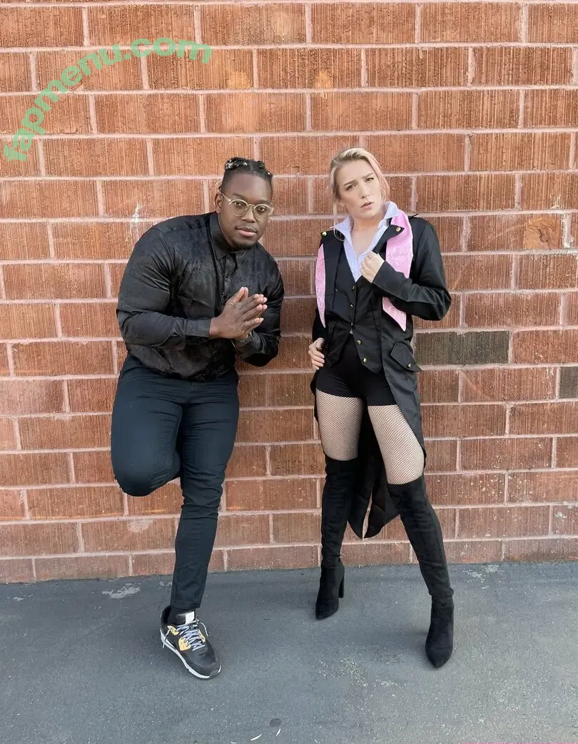 Courtney Miller nude photo #0400 (co_mill / courtney.miller / typicalvlogs)