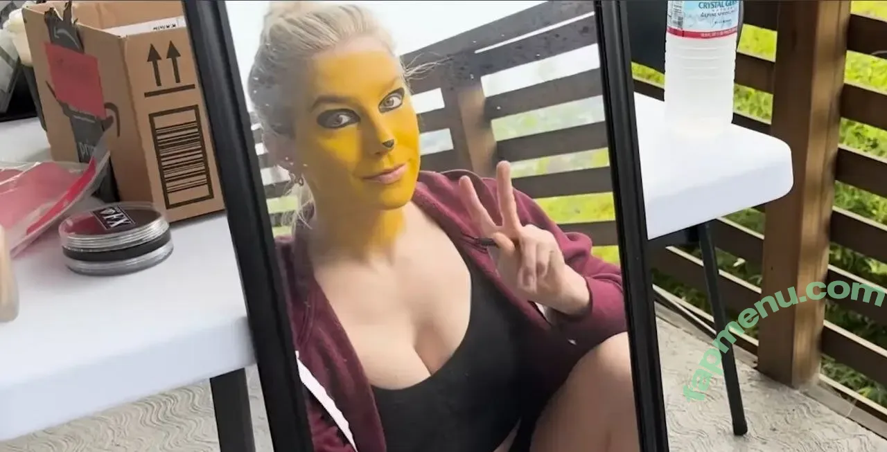 Courtney Miller nude photo #0409 (co_mill / courtney.miller / typicalvlogs)