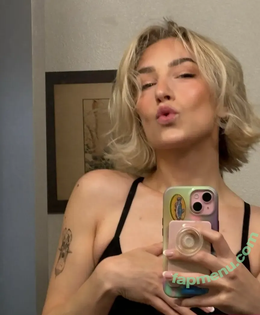 Courtney Miller nude photo #0454 (co_mill / courtney.miller / typicalvlogs)