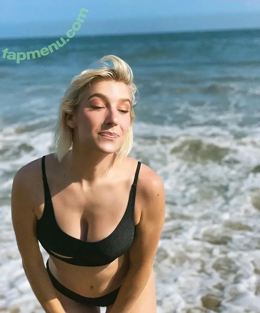 Courtney Miller nude photo #0493 (co_mill / courtney.miller / typicalvlogs)