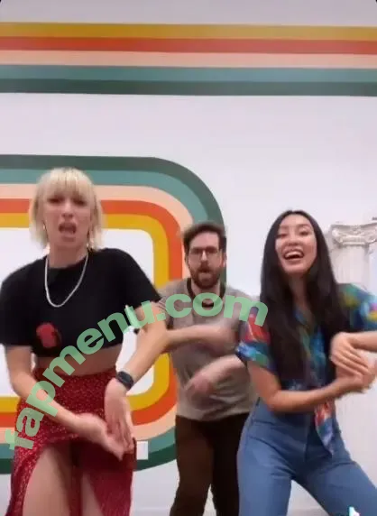 Courtney Miller nude photo #0534 (co_mill / courtney.miller / typicalvlogs)