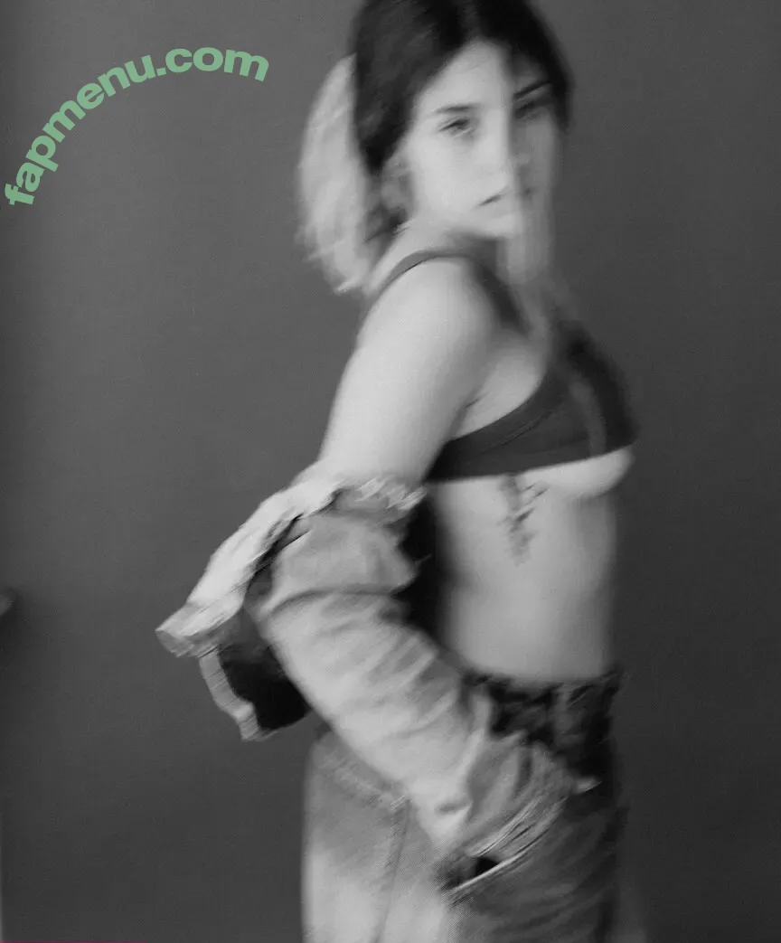 Courtney Miller nude photo #0582 (co_mill / courtney.miller / typicalvlogs)