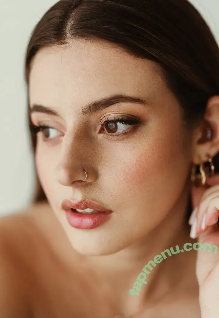 Courtney Miller nude photo #0606 (co_mill / courtney.miller / typicalvlogs)