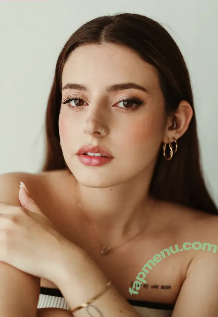 Courtney Miller nude photo #0608 (co_mill / courtney.miller / typicalvlogs)