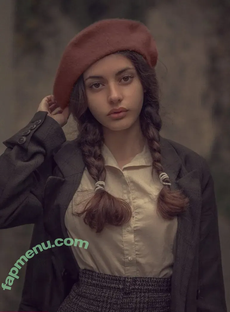 Courtney Miller nude photo #0673 (co_mill / courtney.miller / typicalvlogs)