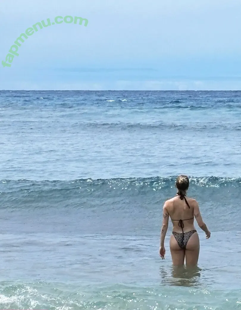 Courtney Miller nude photo #0952 (co_mill / courtney.miller / typicalvlogs)