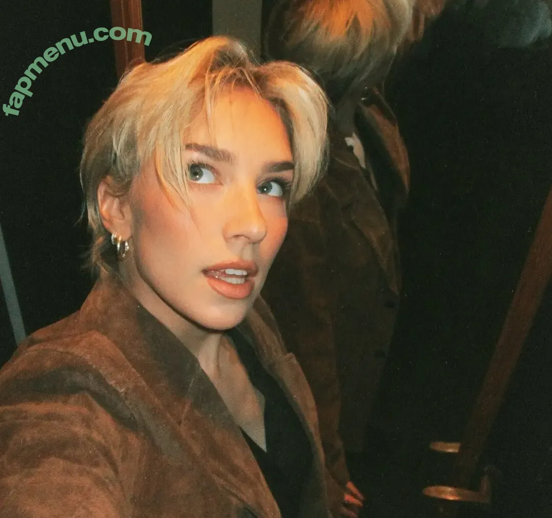 Courtney Miller nude photo #0959 (co_mill / courtney.miller / typicalvlogs)