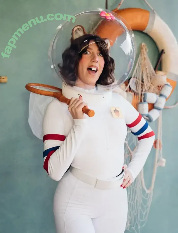 Courtney Miller nude photo #0968 (co_mill / courtney.miller / typicalvlogs)