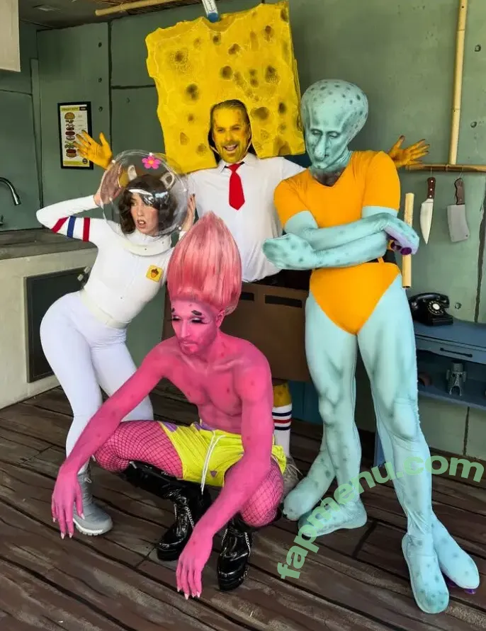 Courtney Miller nude photo #0971 (co_mill / courtney.miller / typicalvlogs)