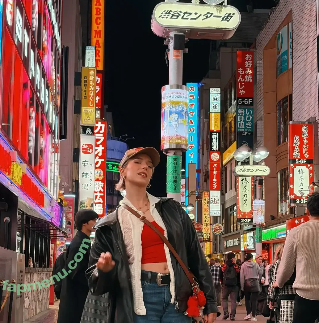 Courtney Miller nude photo #1001 (Co_Mill)