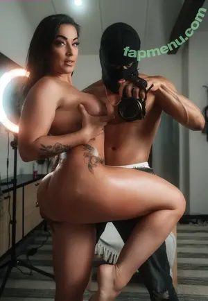 Courtney Tillia / courtneyltillia / thecourtneytillia nude photo #0646