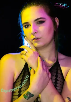  nude photo #0002